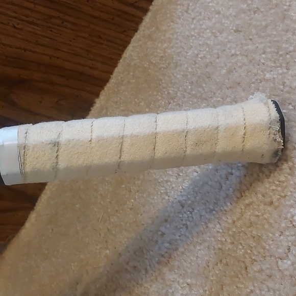 TENNIS RACQUET - Picture 2 of 7